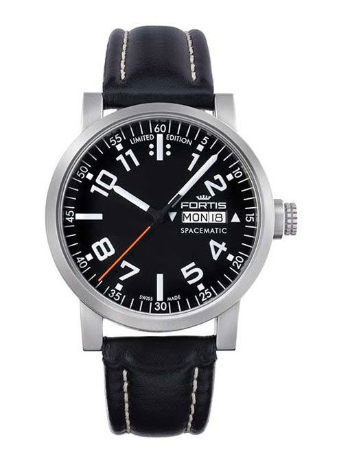 Часы Fortis Spacematic 623.10.41L01