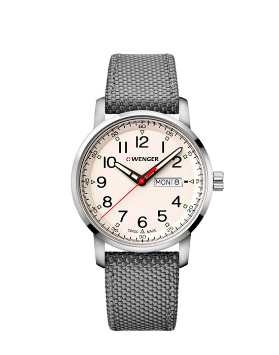 Часы Wenger Attitude 01.1541.106