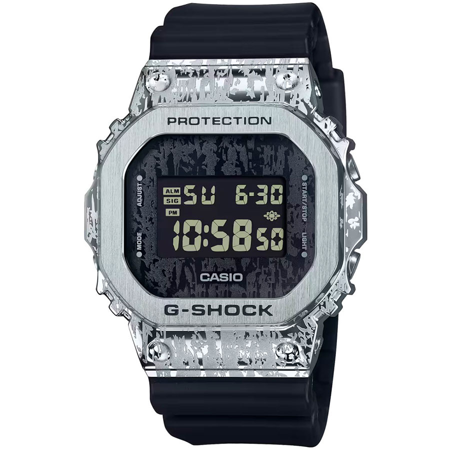 Часы Casio G-Shock GM-5600GC-1