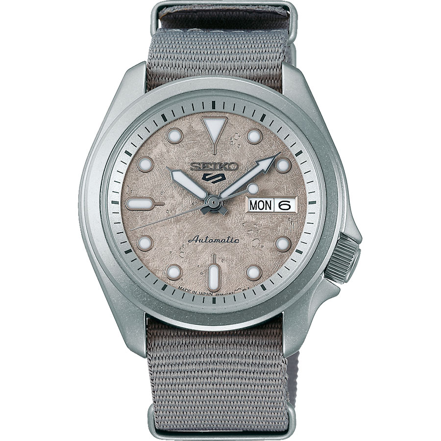 Часы Seiko Seiko 5 Sports SBSA129