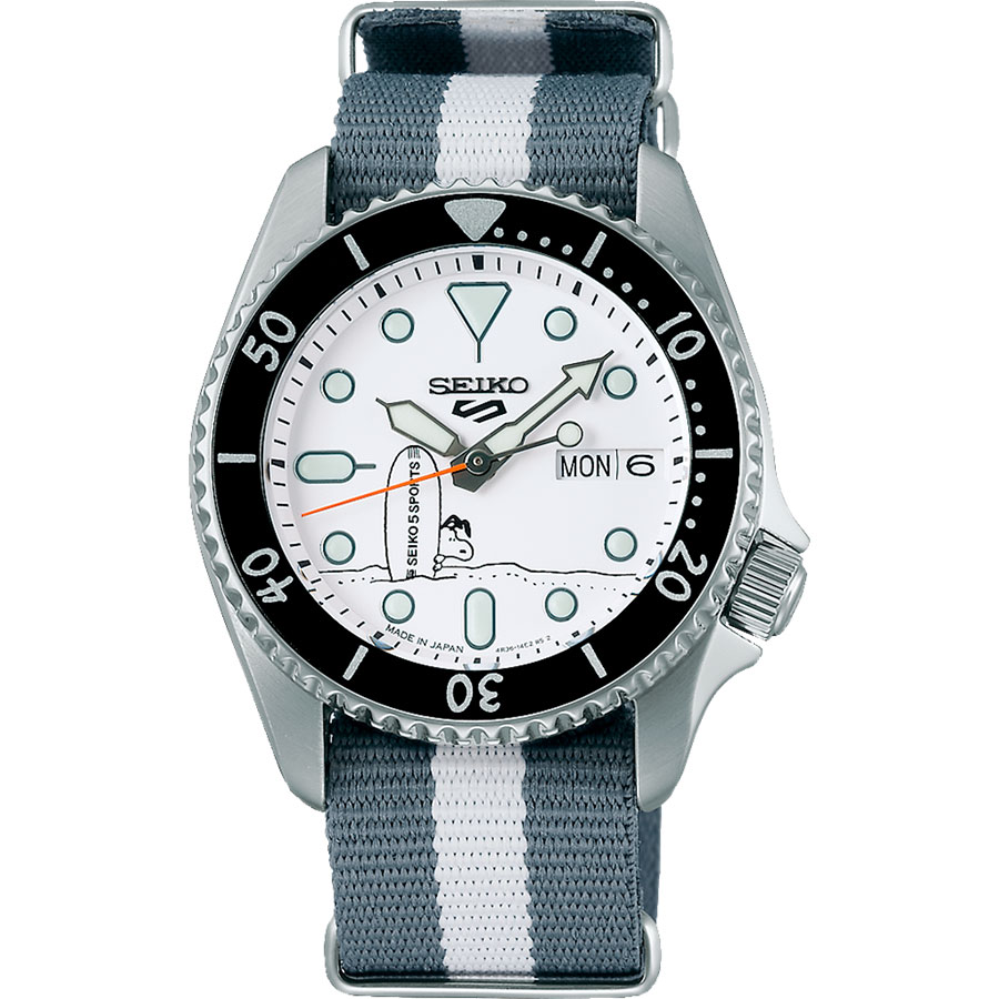 Часы Seiko Seiko 5 Sports SBSA233
