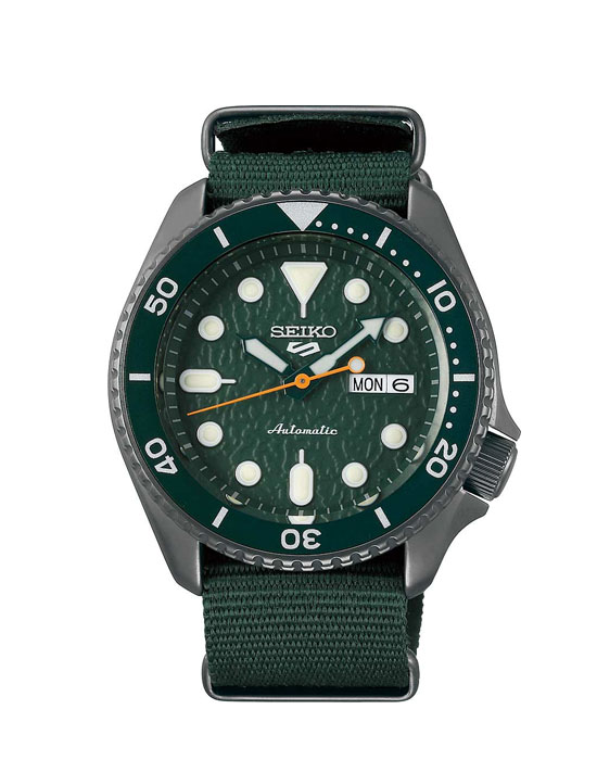 Часы Seiko Seiko 5 Sports SRPD77K1