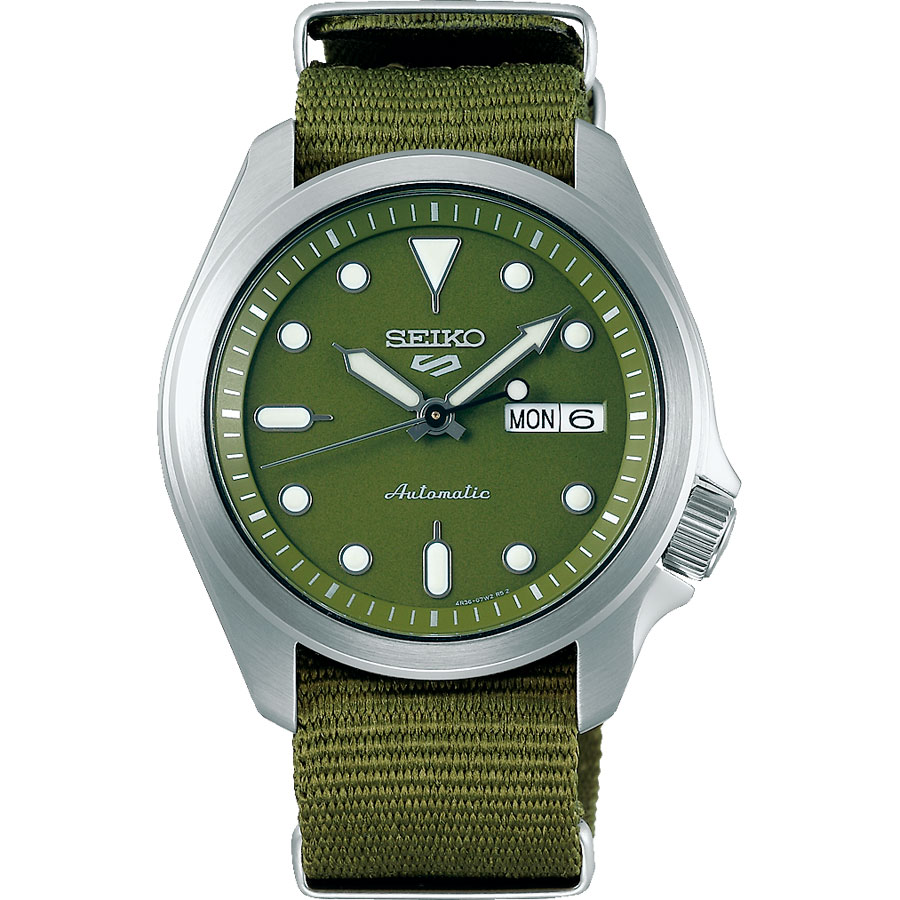 Часы Seiko Seiko 5 Sports SRPE65K1