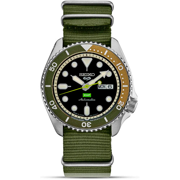 Часы Seiko Seiko 5 Sports SRPJ19