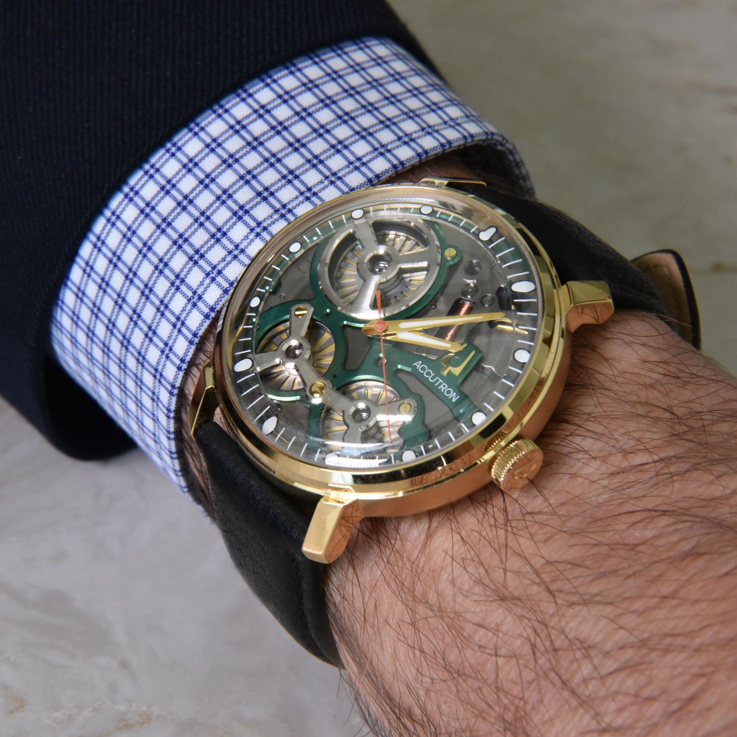 Accutron 2ES7A001