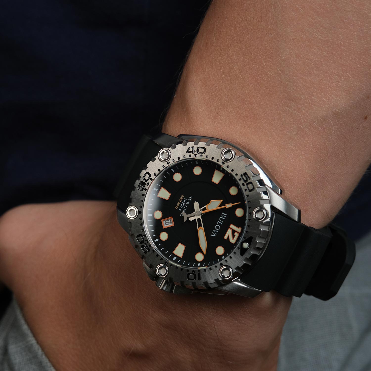 Bulova 96B228