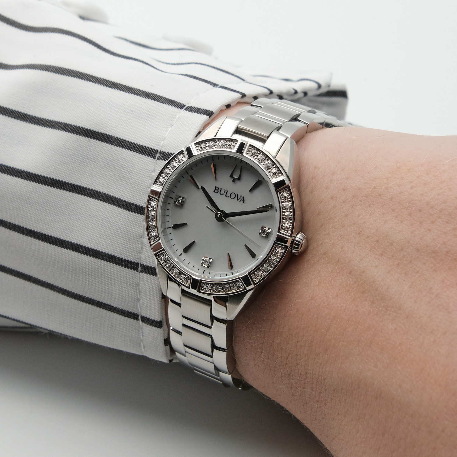 Bulova 96R253