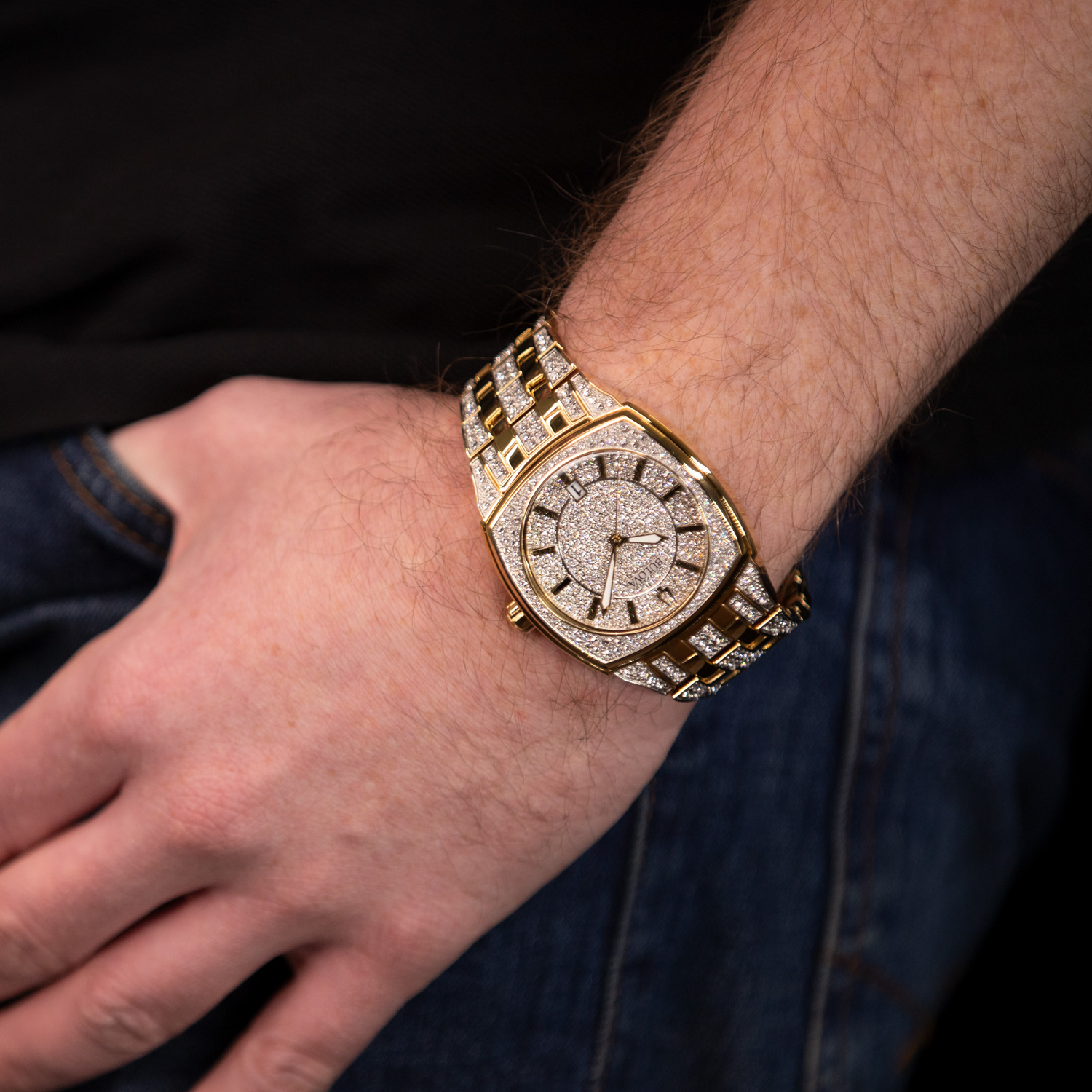 Bulova 98B323