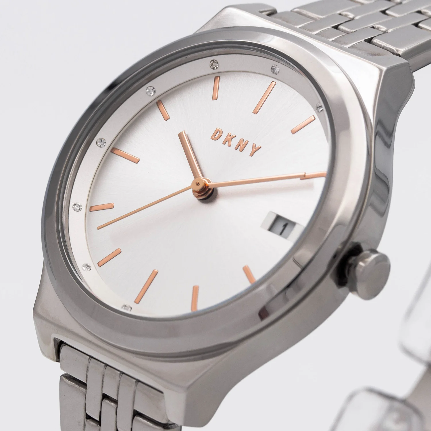 DKNY NY2946