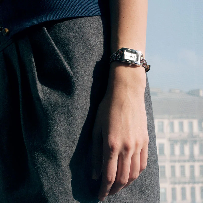 DKNY NY8714