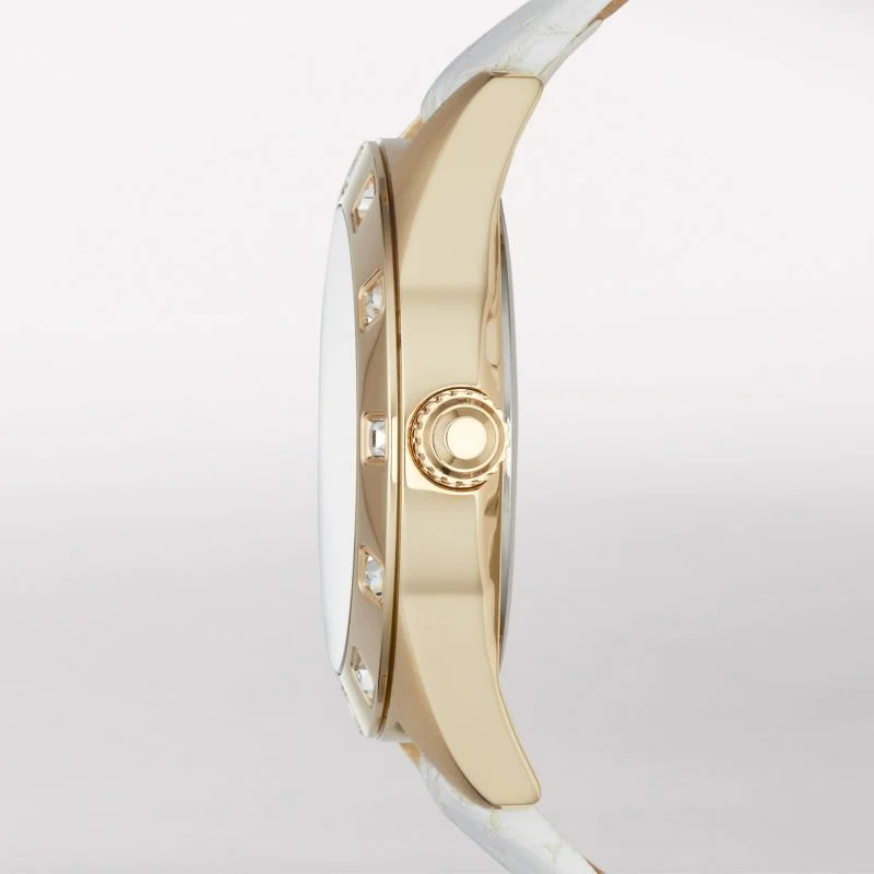 DKNY NY8826