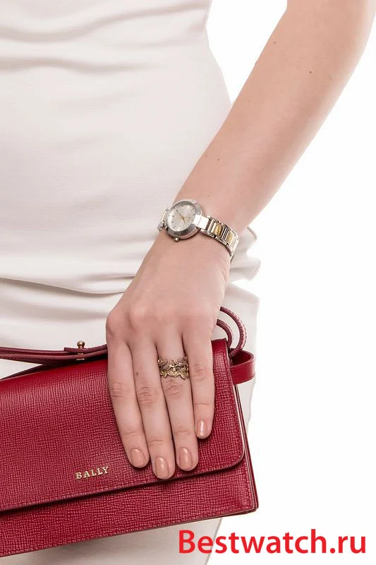 DKNY NY8832
