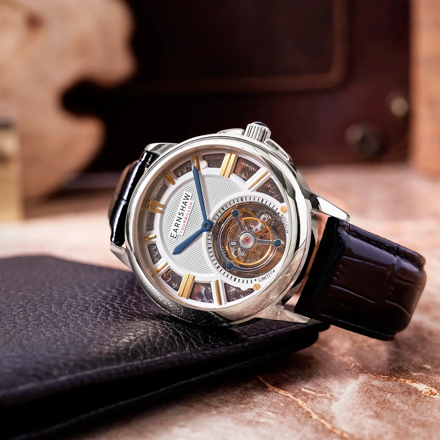 Earnshaw ES-8239-01