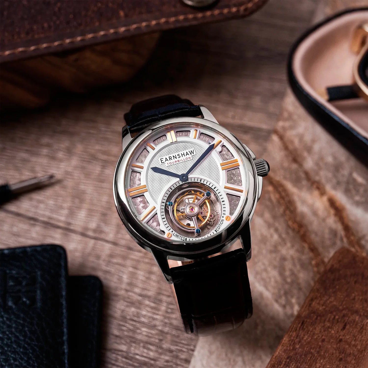 Earnshaw ES-8239-01