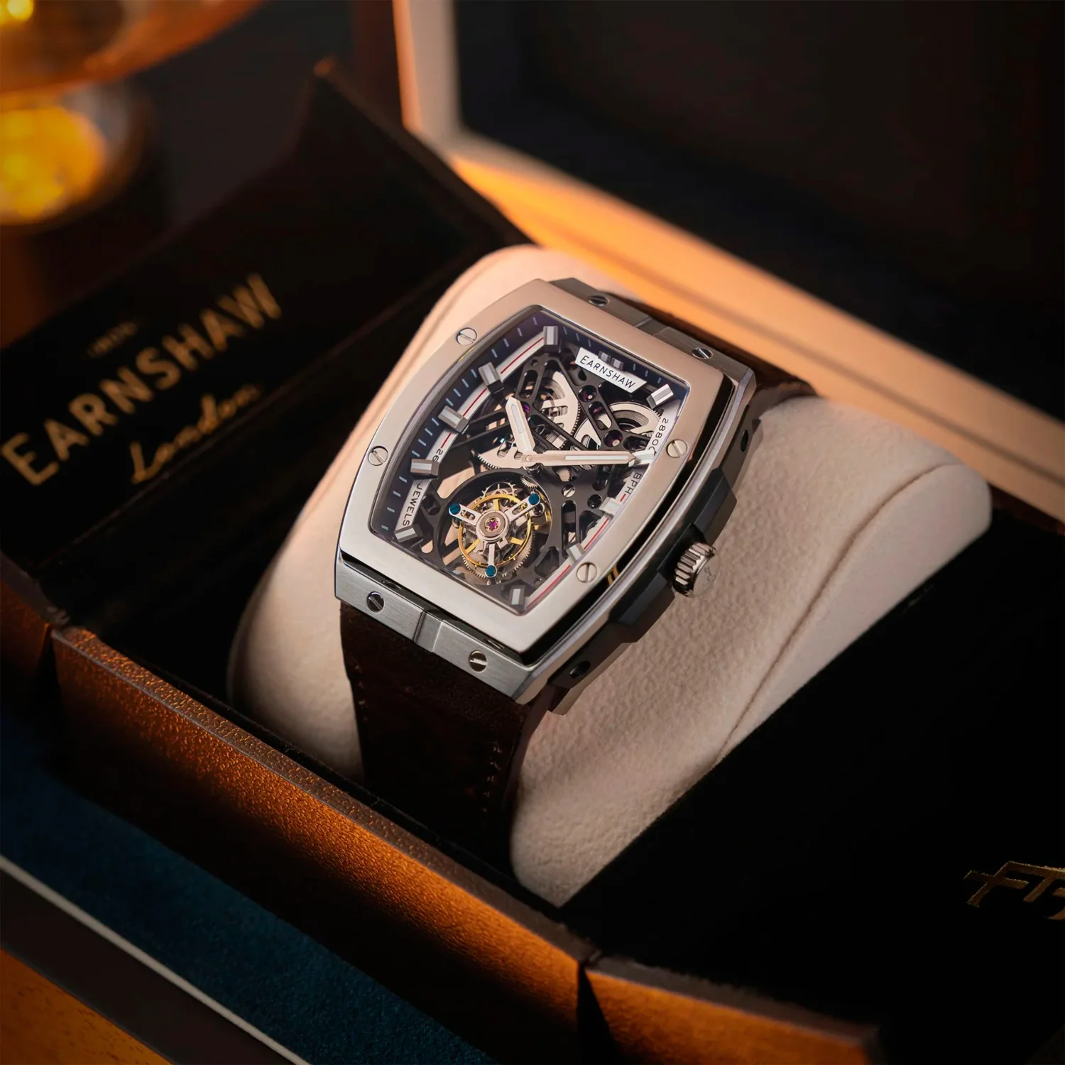 Earnshaw ES-8281-01