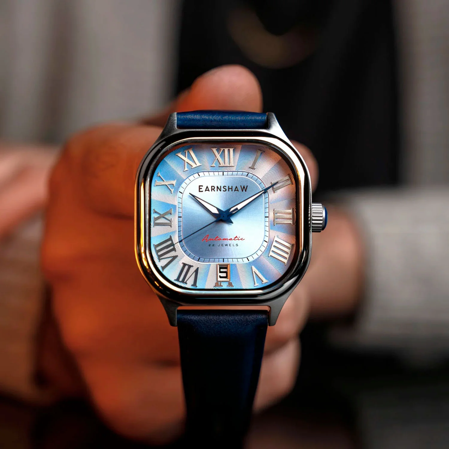 Earnshaw ES-8284-04