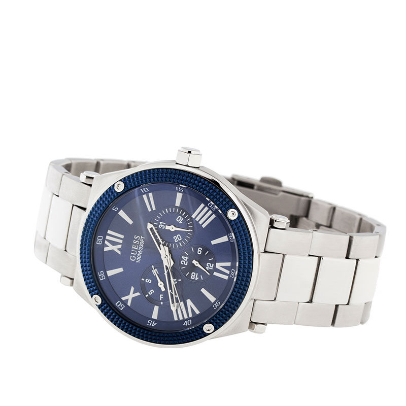 Guess W0246G2