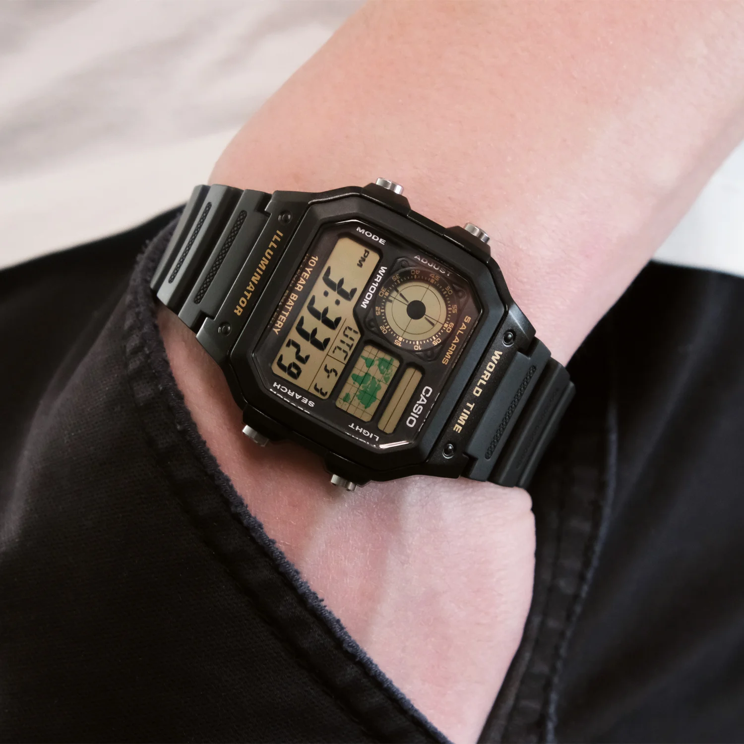 casio AE-1200WH-1B