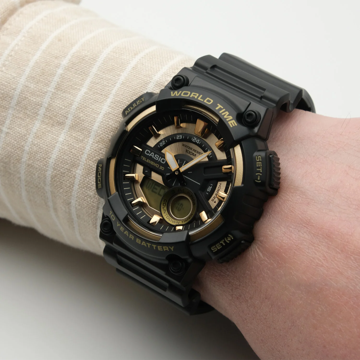 casio AEQ-110BW-9A