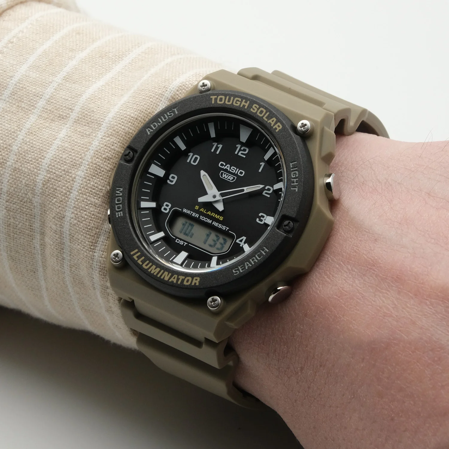 casio AQ-S820W-5A
