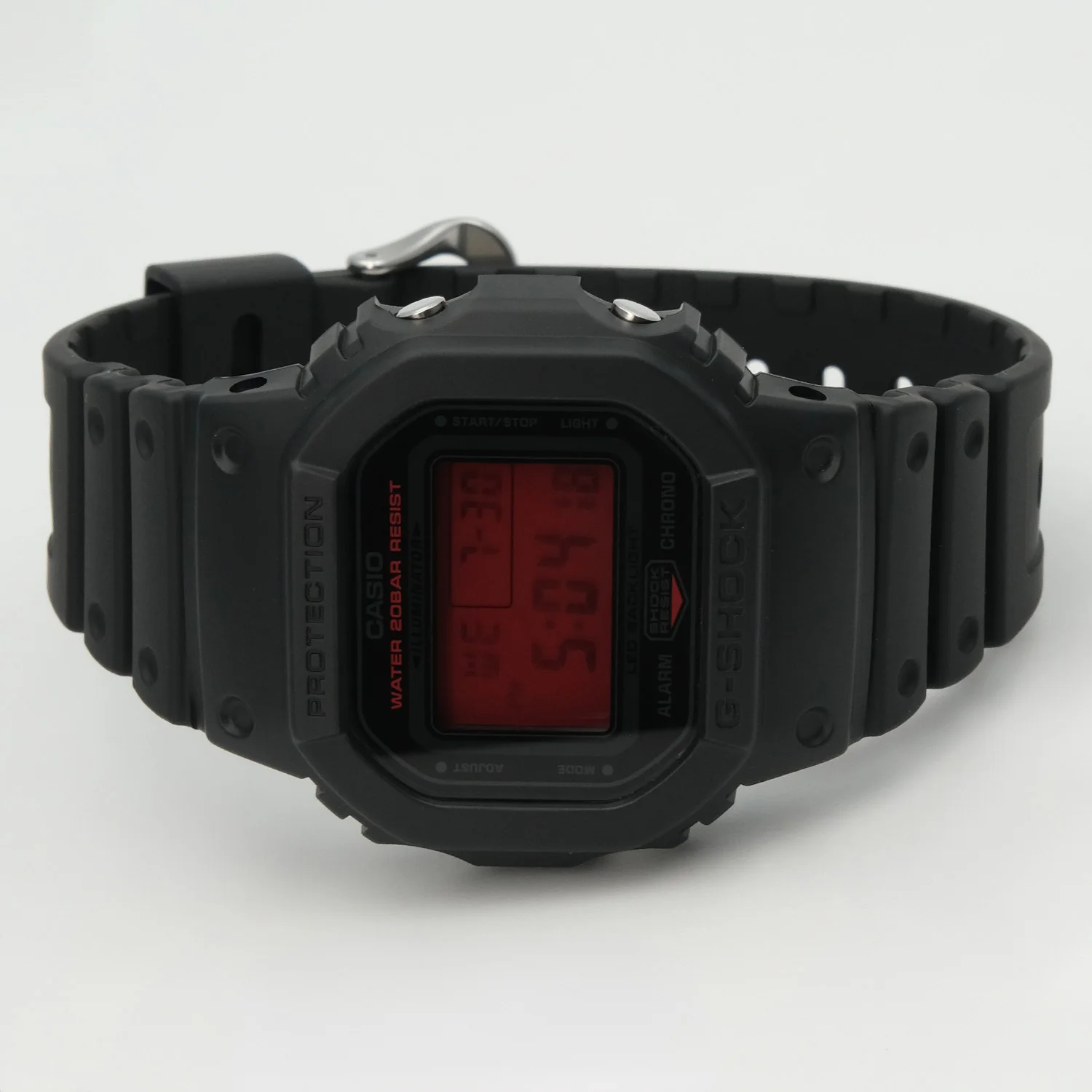 casio DW-5600BBR-1