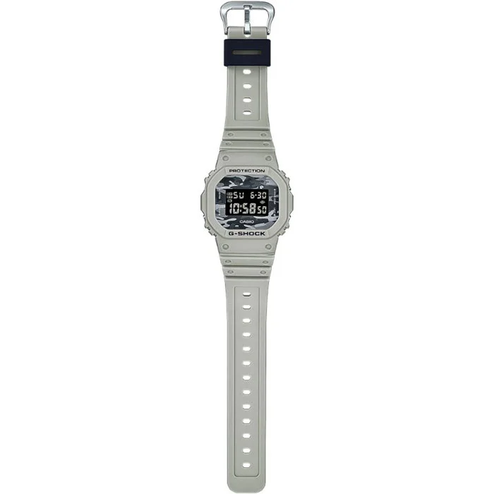 casio DW-5600CA-8ER