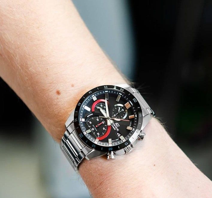 casio EFR-571DB-1A1VUEF