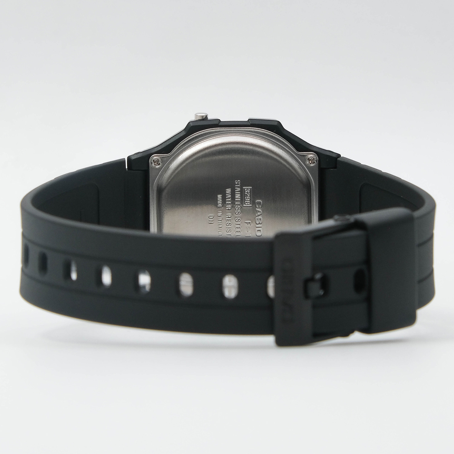 casio F-105W-1A