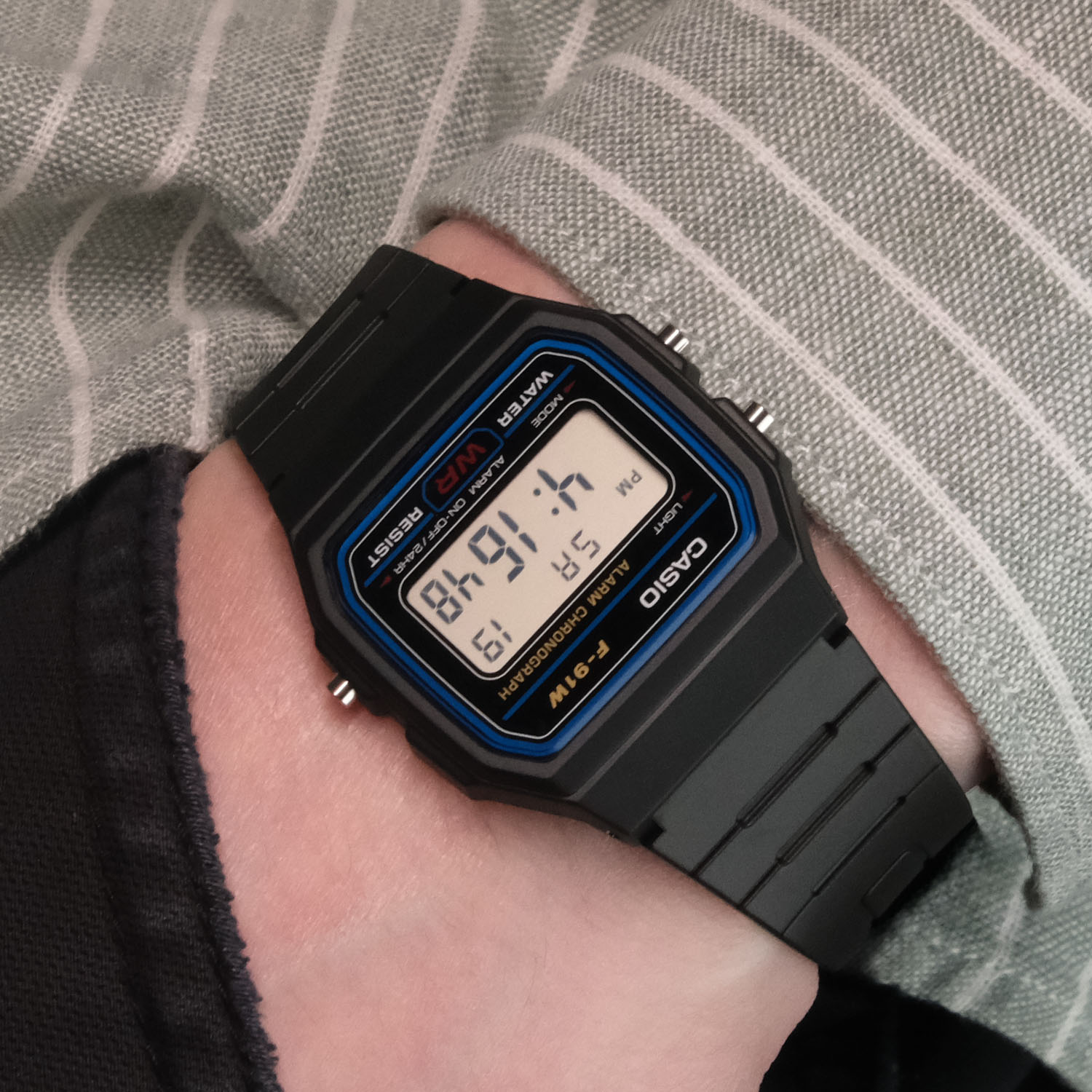 casio F-91W-1