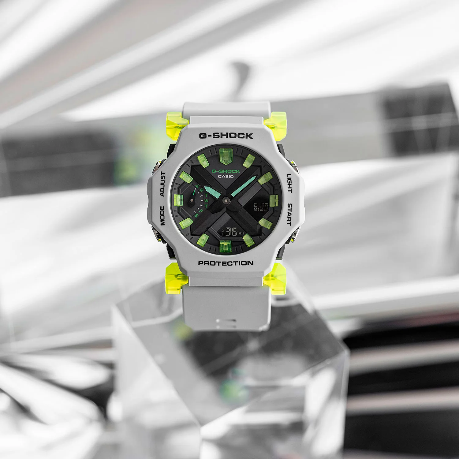 casio GA-2300MW-8A
