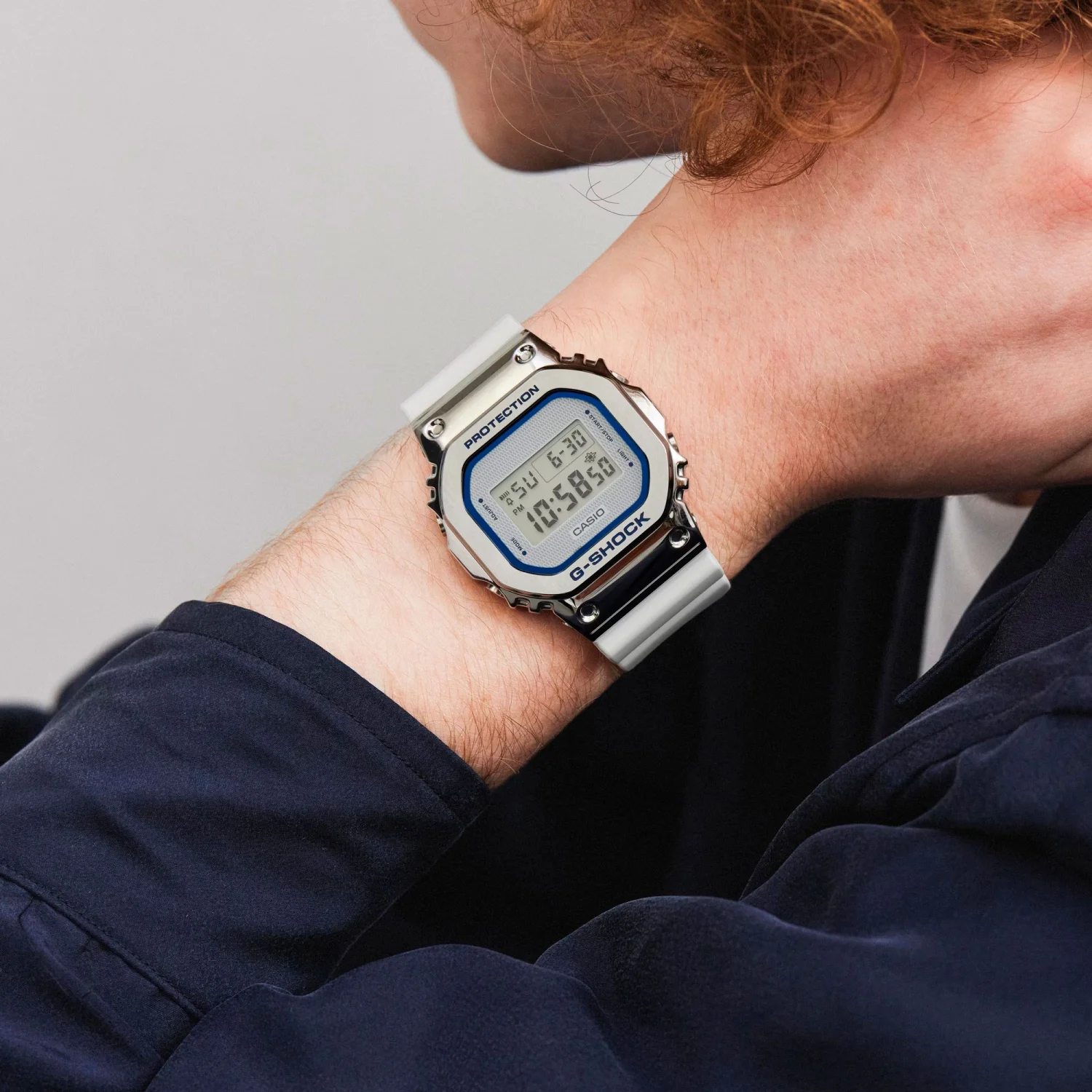 casio GM-5600LC-7