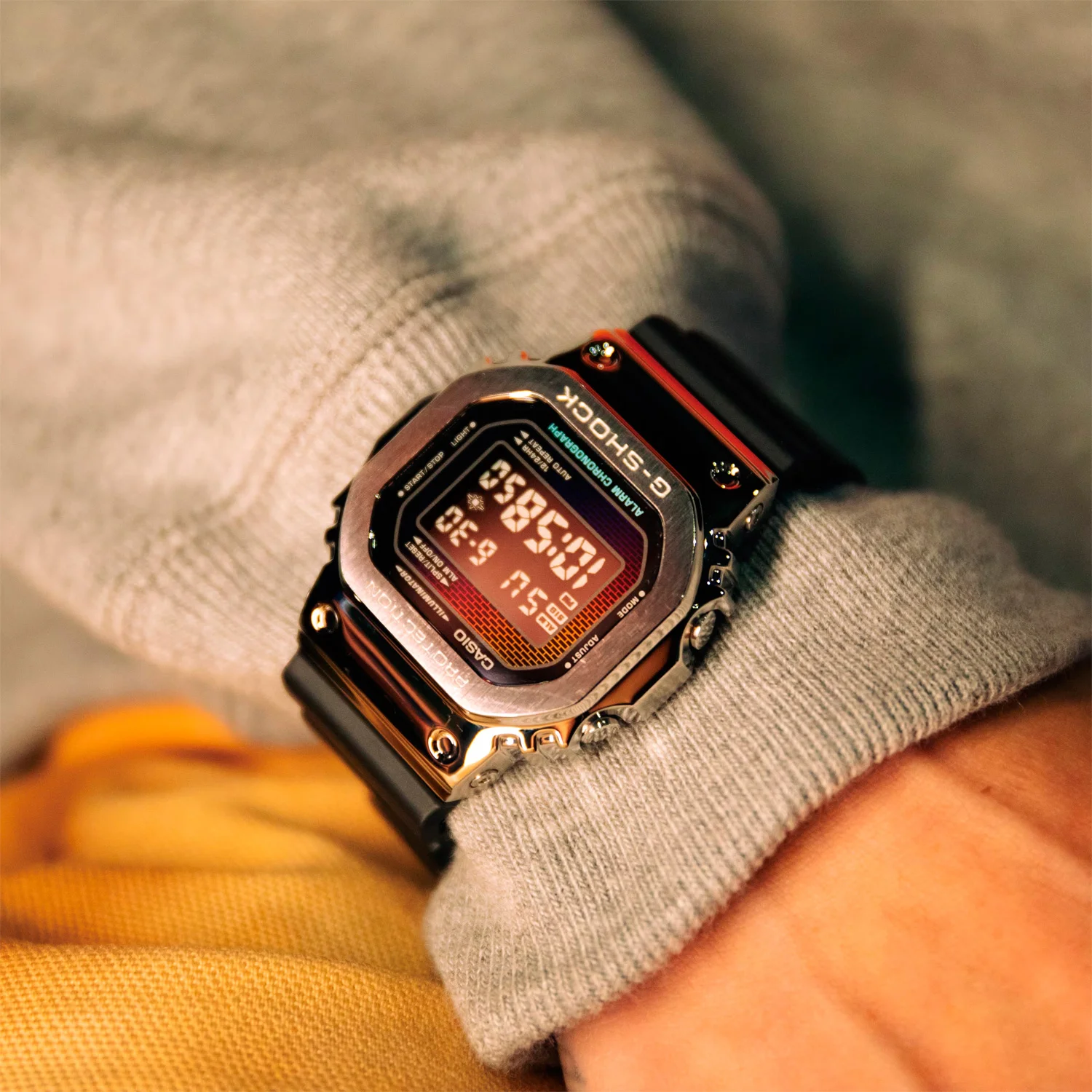 casio GM-5600RW-1