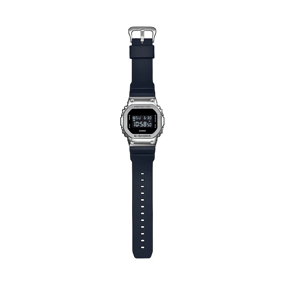 casio GM-5600U-1