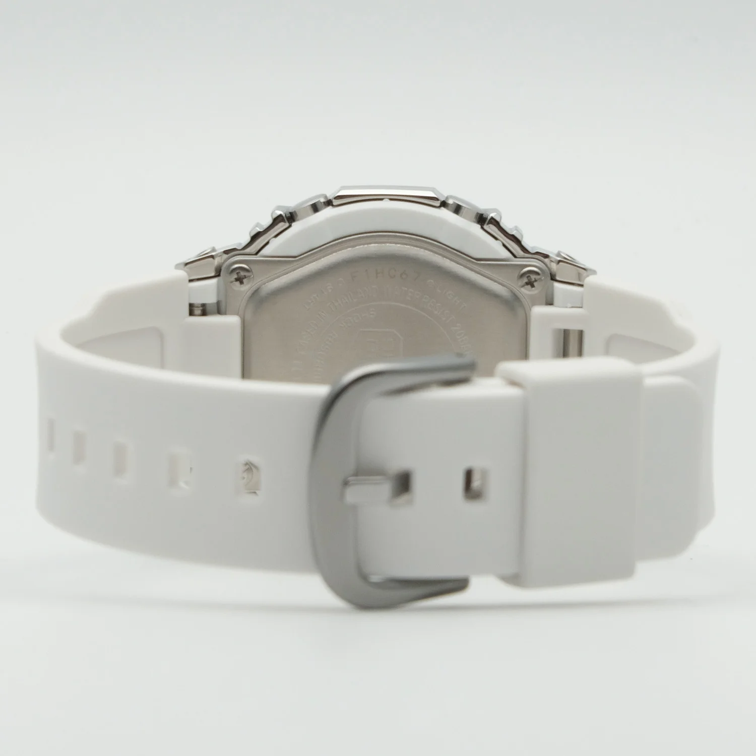 casio GM-S2110-7A6