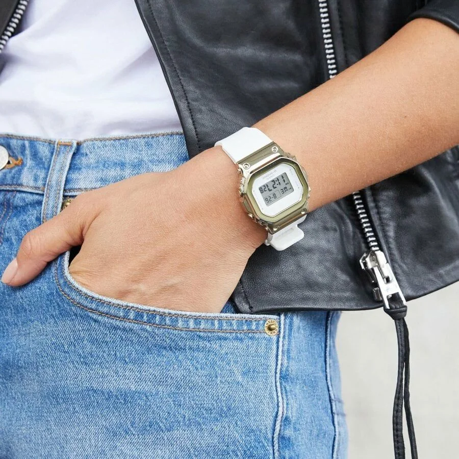 casio GM-S5600G-7ER