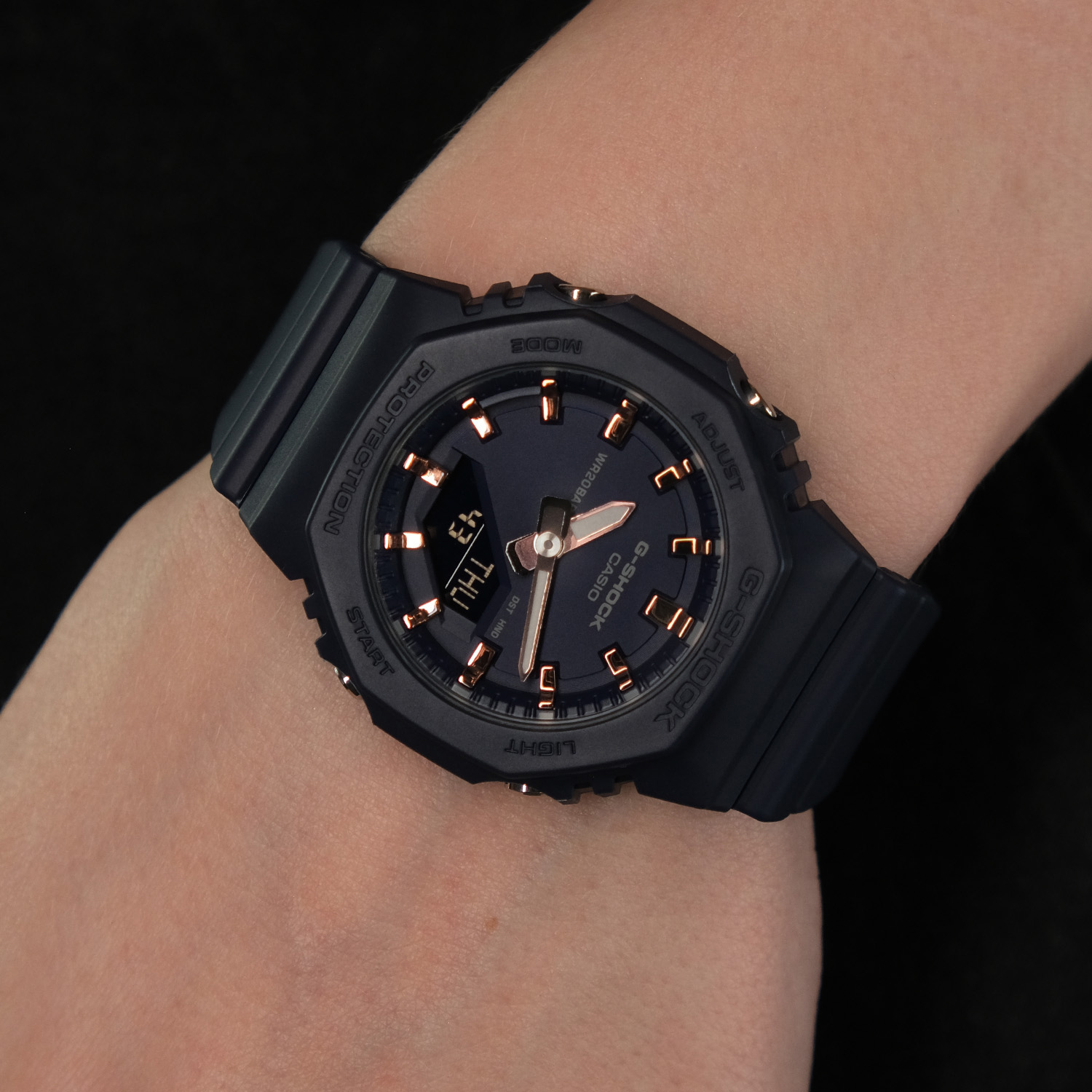 casio GMA-P2100M-2A