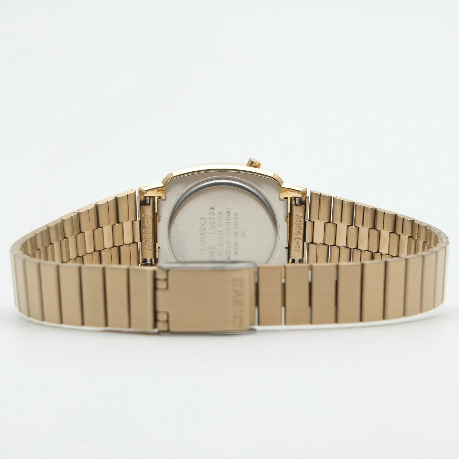 casio LA670WGA-1