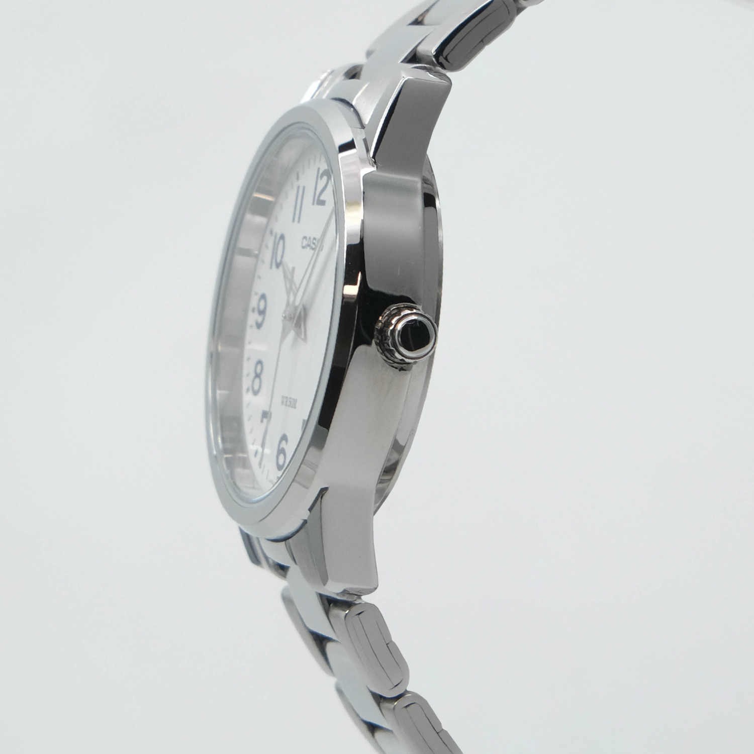 casio LTP-1303D-7B
