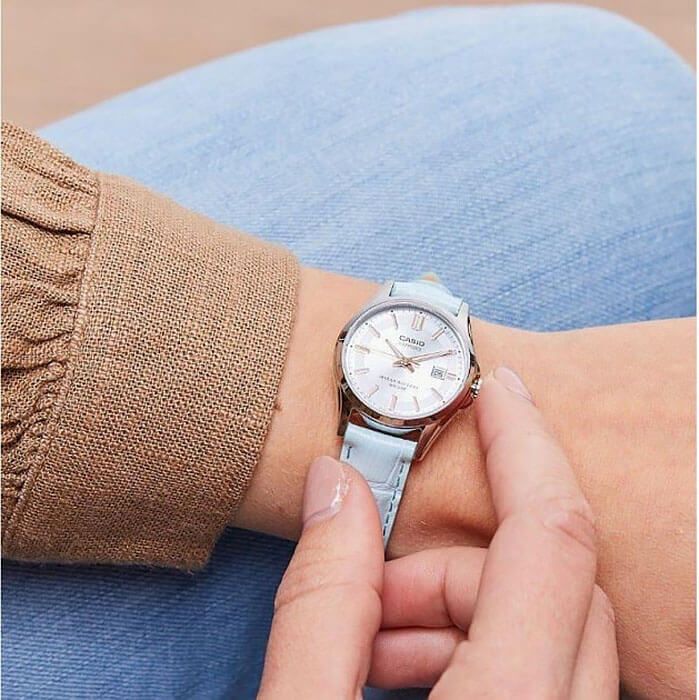 casio LTS-100L-2AVEF