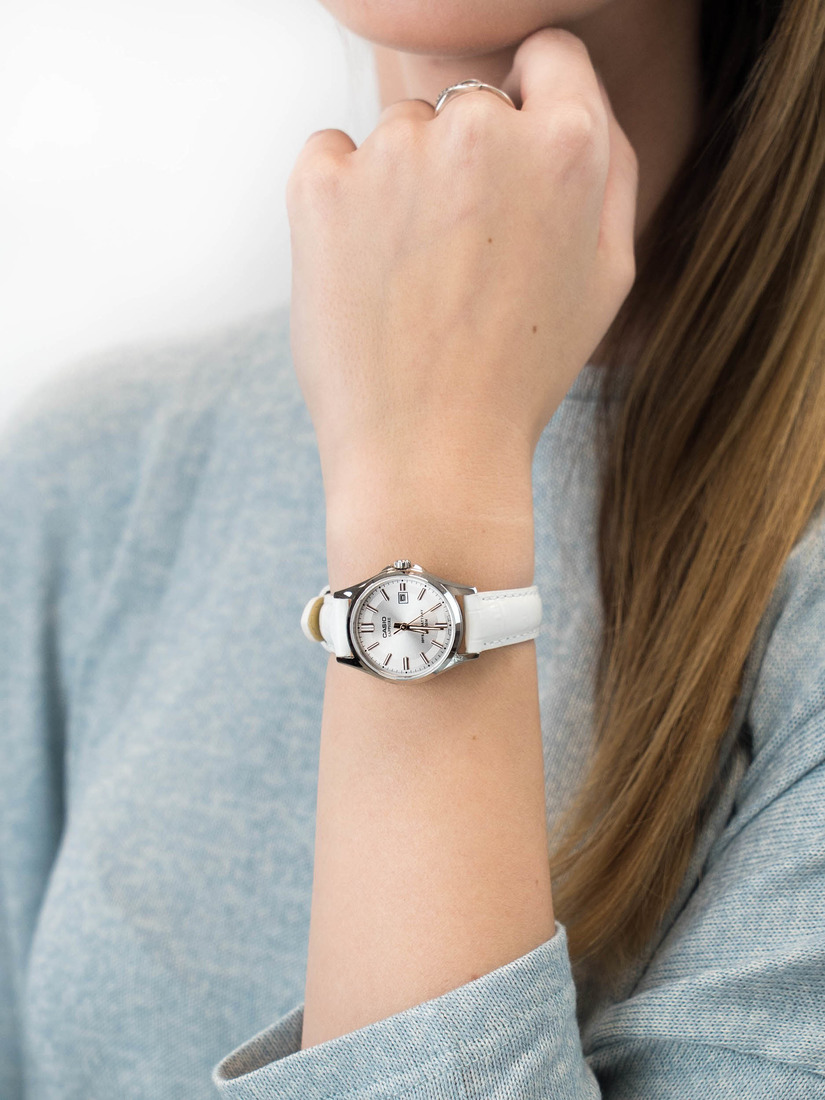 casio LTS-100L-9AVEF