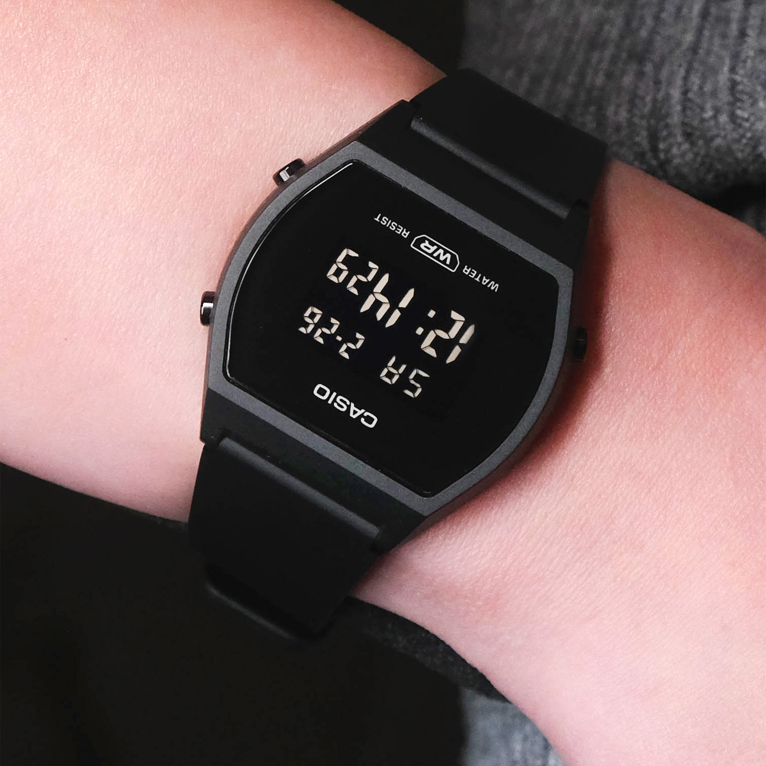 casio LW-204-1BEF