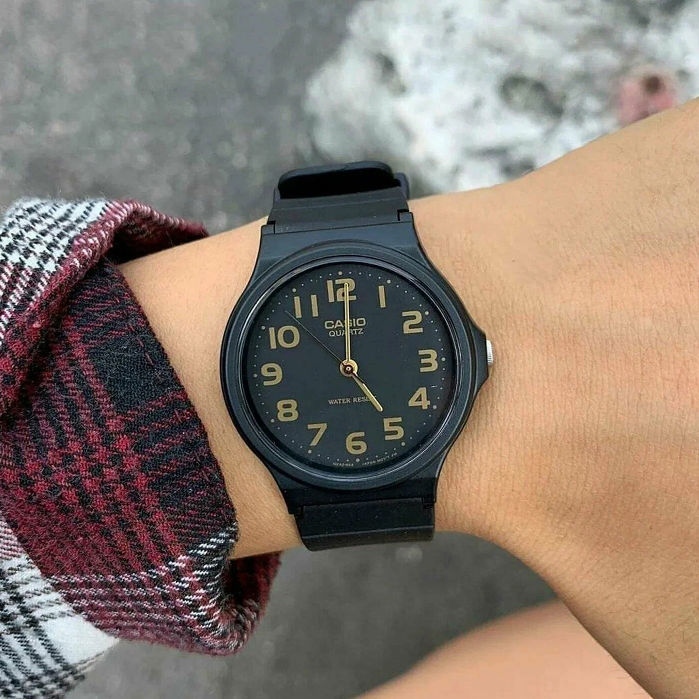 casio MQ-24-1B2