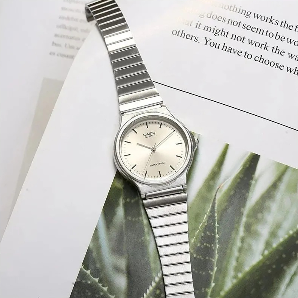 casio MQ-24D-7EEF