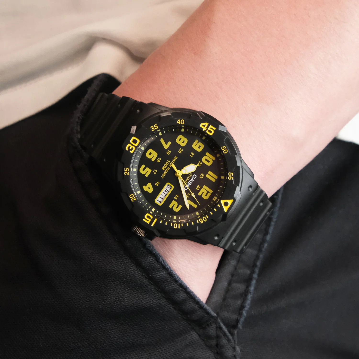 casio MRW-200H-9B