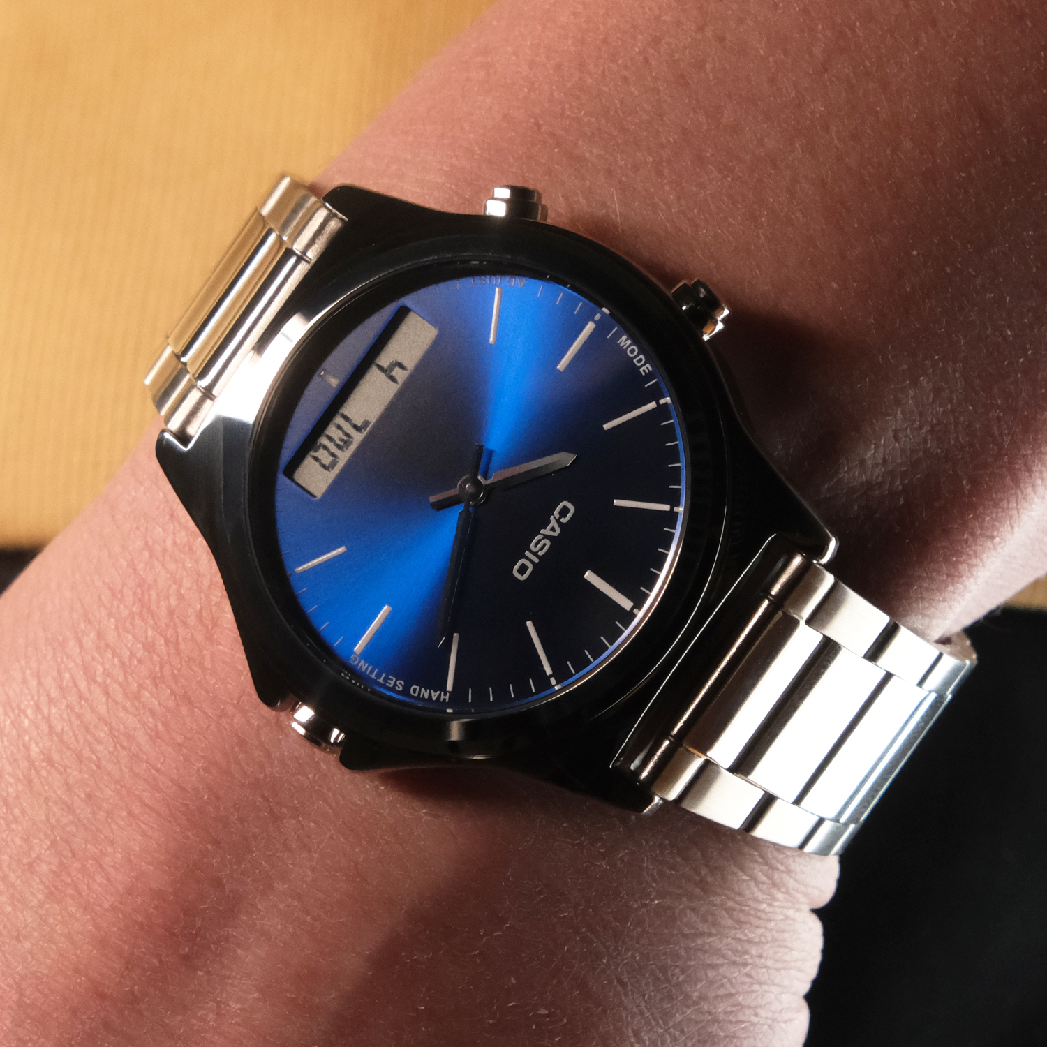 casio MTP-VC01D-2E