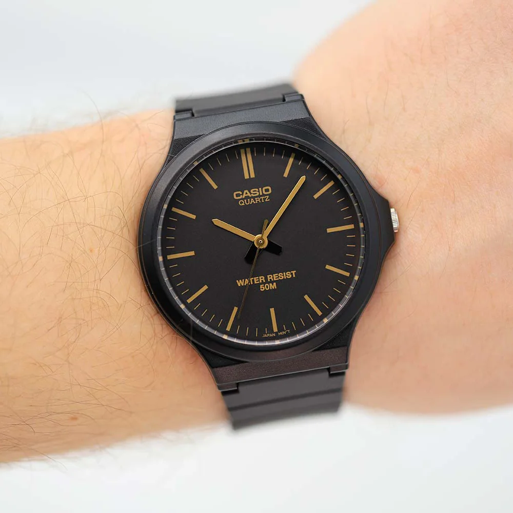 casio MW-240-1E2VEF