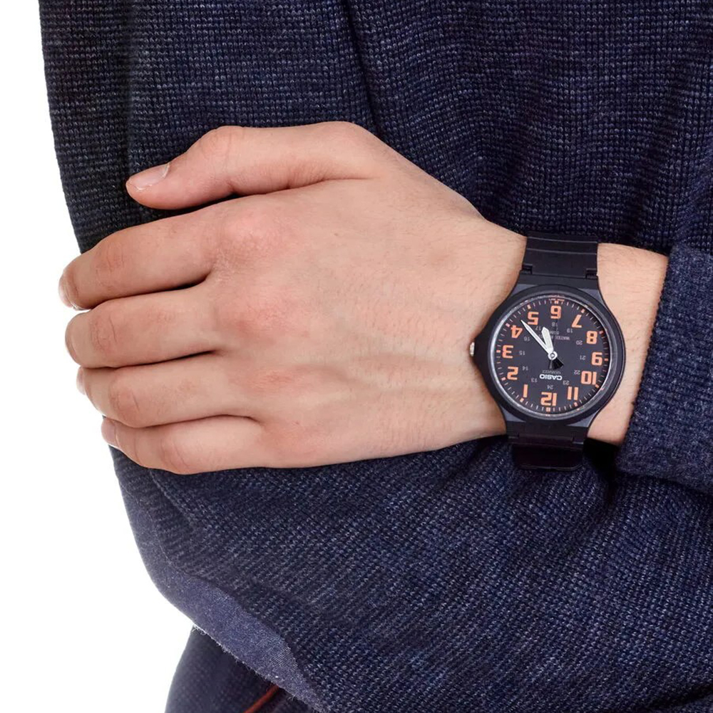 casio MW-240-4B