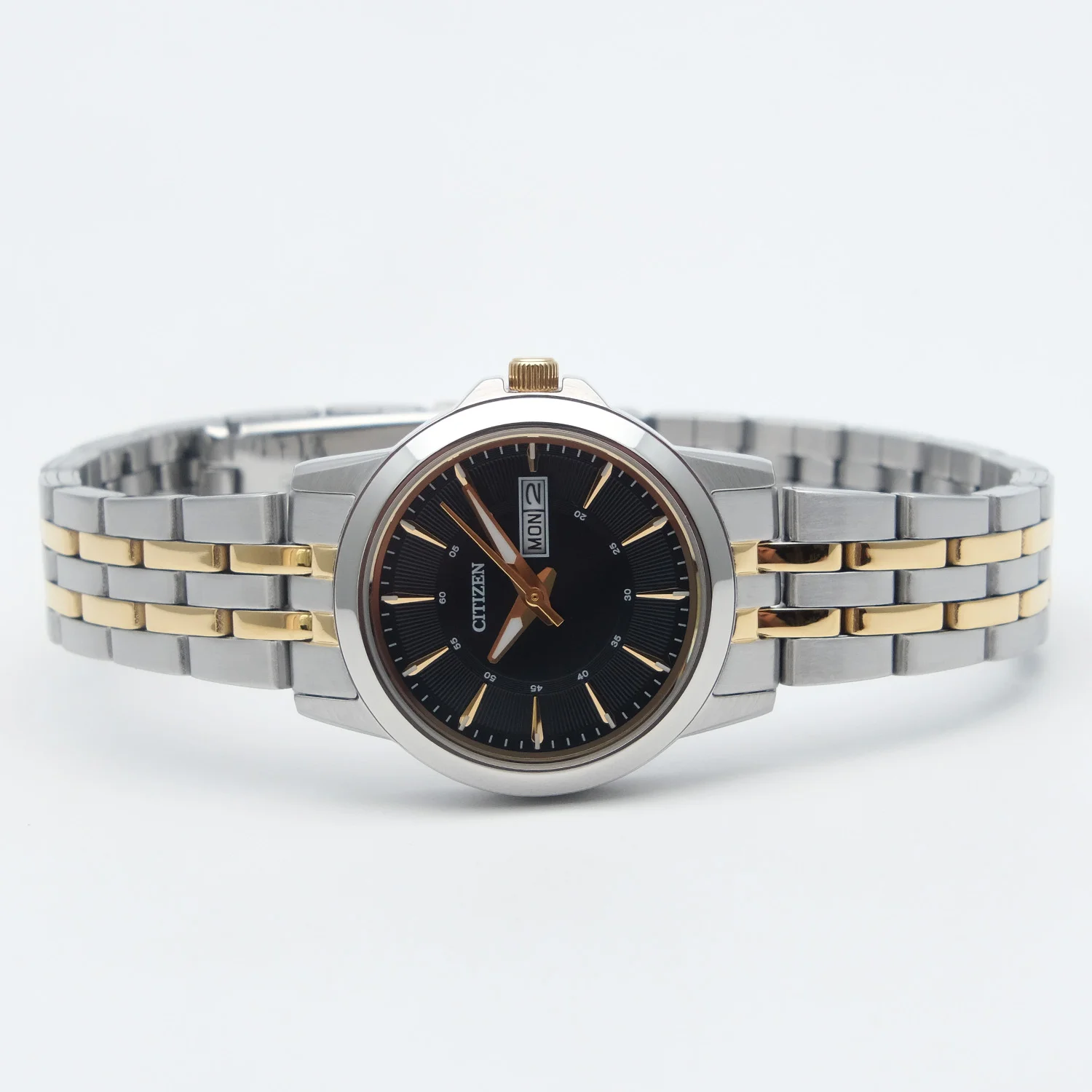 citizen EQ0608-55EE
