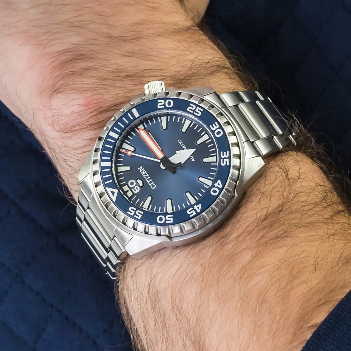 citizen NH8389-88LE