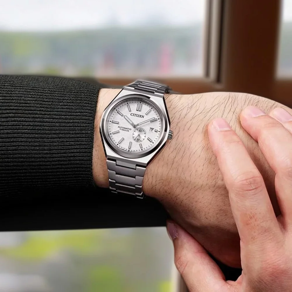 citizen NJ0180-80A
